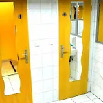 Хостел Tej *